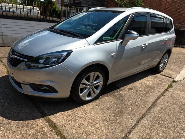2017 Vauxhall Zafira 1.4T SRi Nav 5dr